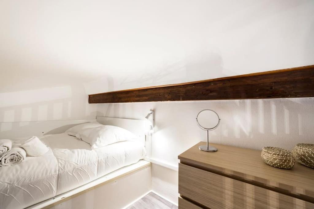 Le Cocon De Lyon Apartment Bagian luar foto